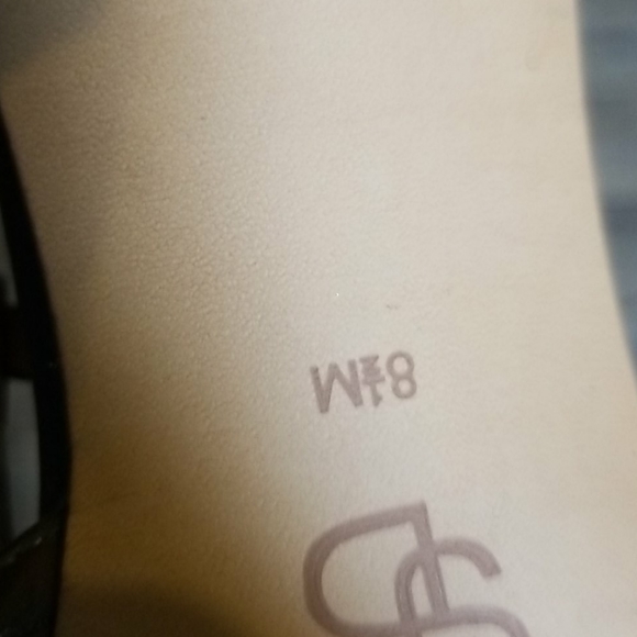 Circa Joan & David Shoe - Picture 6 of 6